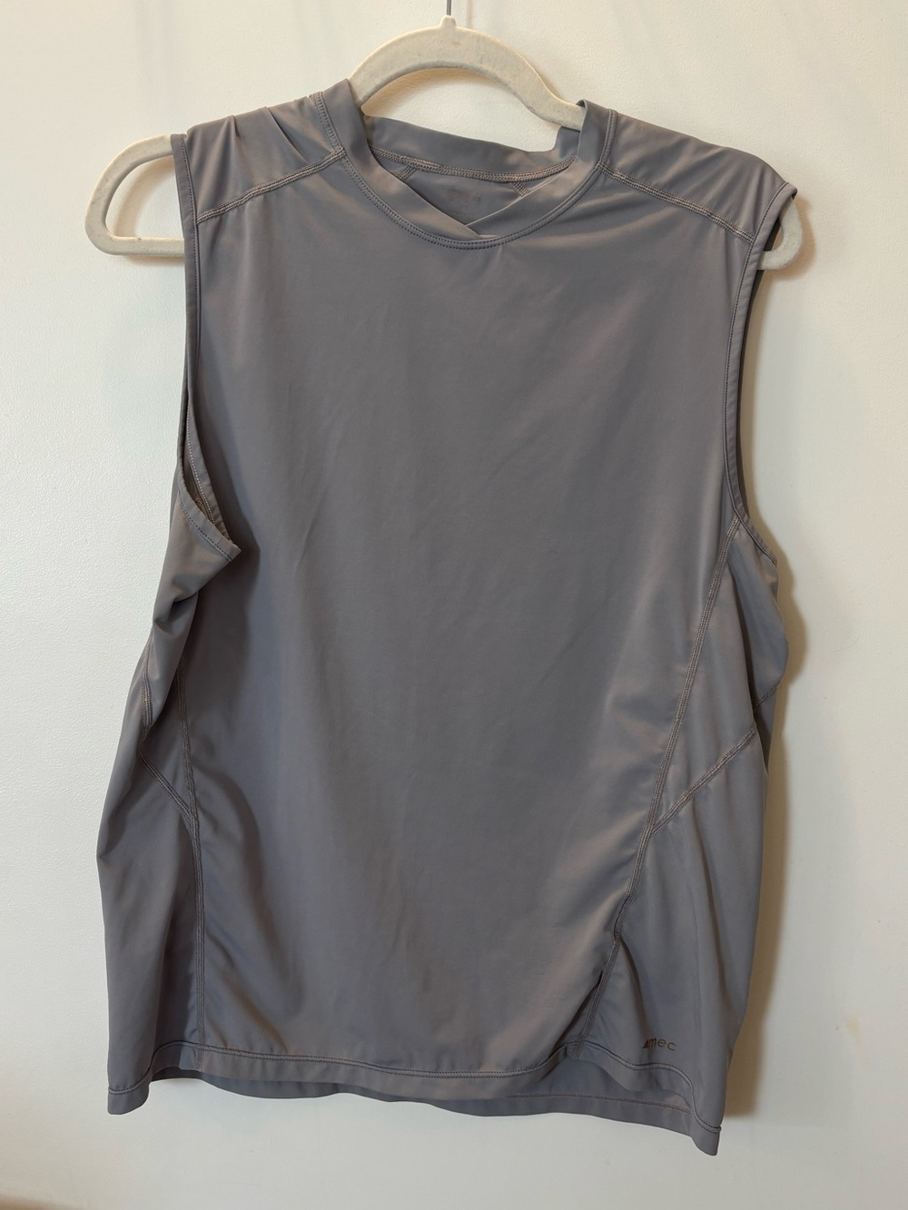MEC Men's Gray Sleeveless Athletic Tank